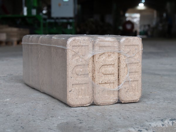 RUFF hout briketten gemaakt van naaldhout 96 x 10 kg. (960kg.)